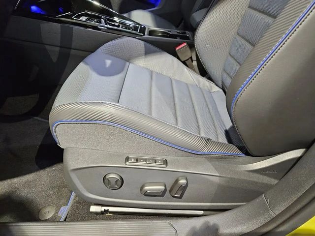 Volkswagen Golf 2.0 TSI DSG