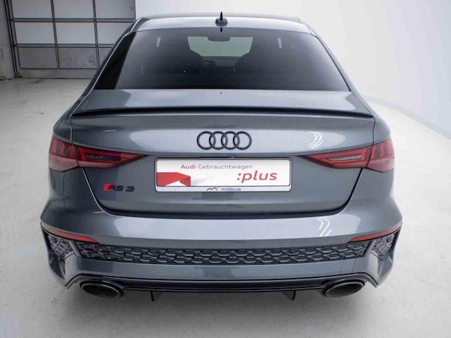 Audi RS3 Quattro S-Tronic Sedan