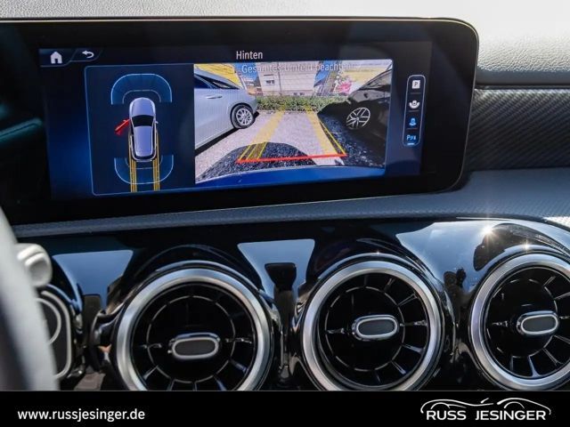 Mercedes-Benz A 200 Progressive