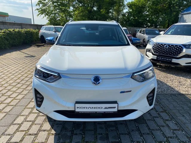 SsangYong Korando E-Motion Platinum. 20.640 Euro Preisvorteil!