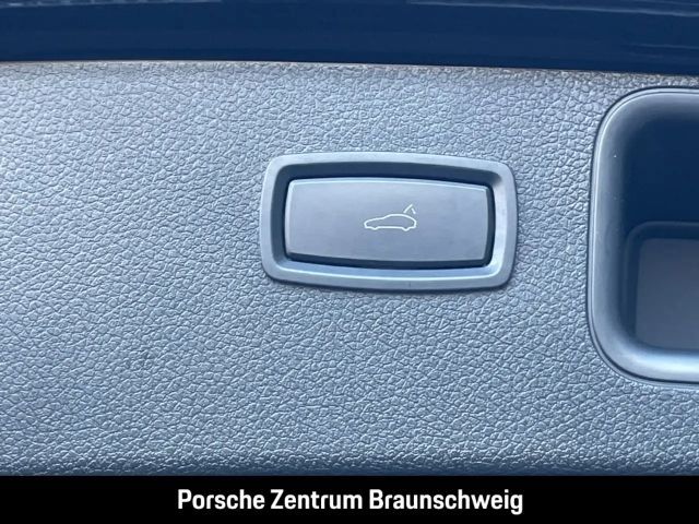 Porsche Macan Sportabgasanlage Luftfederung LED