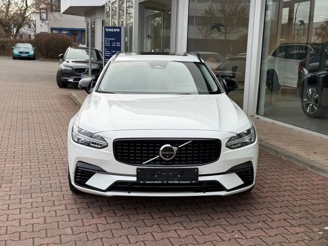 Volvo V90 AWD Dark Plus T6