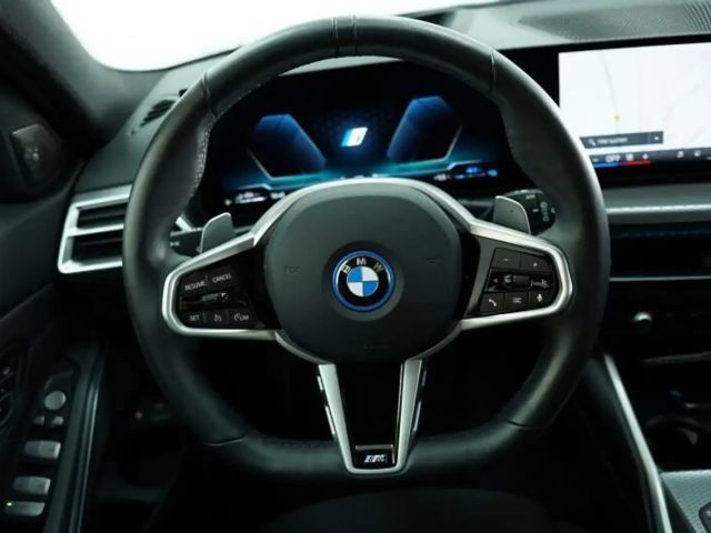 BMW 330 330e M-Sport Touring xDrive