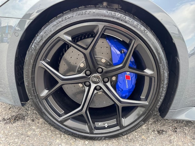 Audi A6 e-tron Avant Performance Quattro