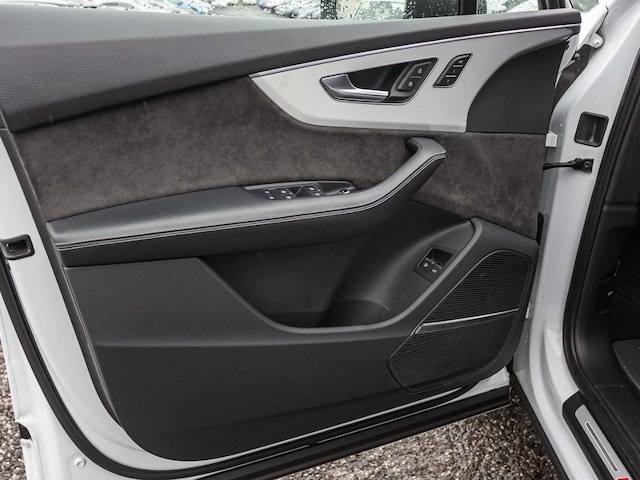 Audi Q7 55 TFSI Hybride Quattro