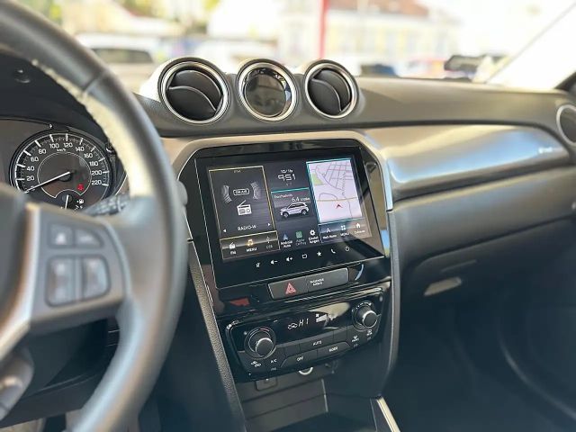 Suzuki Vitara Hybrid Shine