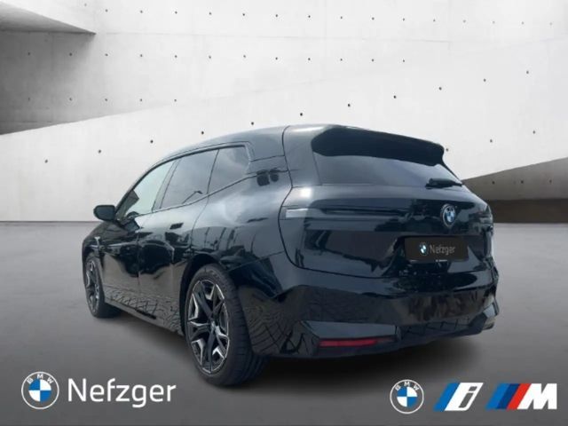 BMW iX xDrive50