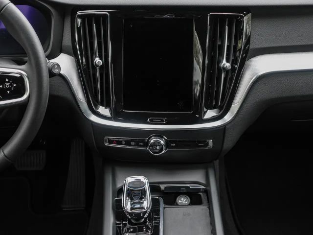 Volvo V60 Cross Country AWD Plus