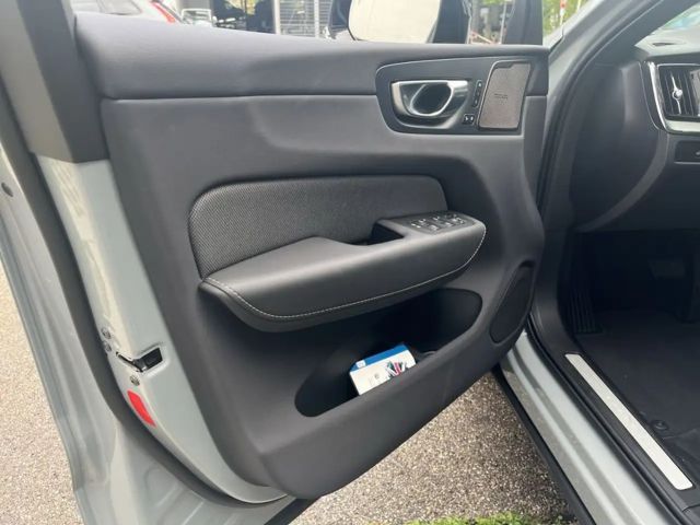 Volvo XC60 AWD Dark Plus T6