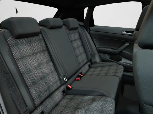 Volkswagen Polo 2.0 TSI DSG GTI