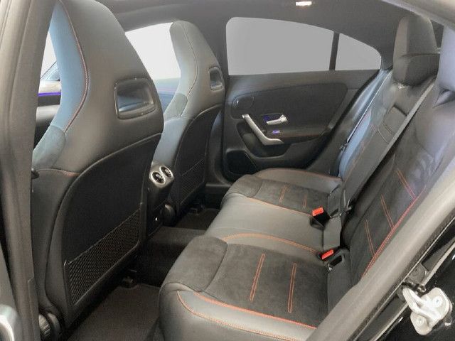 Mercedes-Benz CLA 180 Coupé