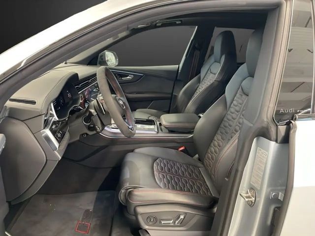 Audi RS Q8 Performance Quattro