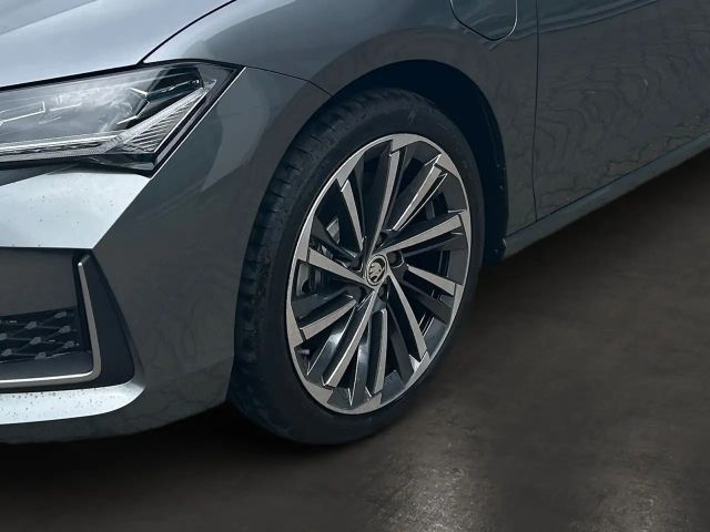 Skoda Superb Combi iV