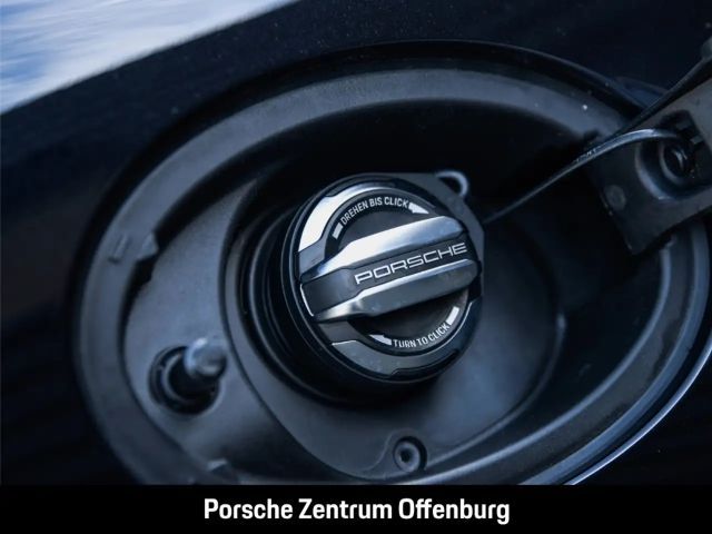 Porsche 992 4 Coupé Targa