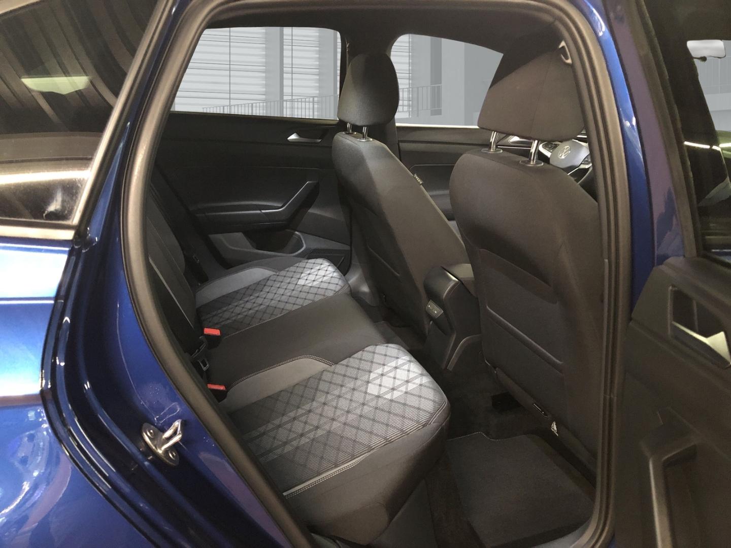 Volkswagen Taigo 1.0 TSI DSG R-Line