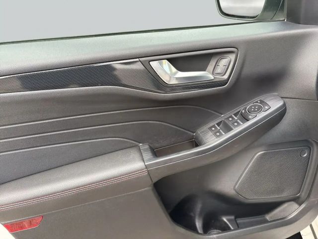 Ford Kuga Plug in Hybrid ST Line