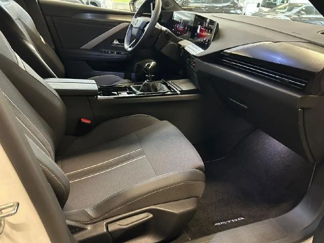 Opel Astra GS-Line Grand Sport