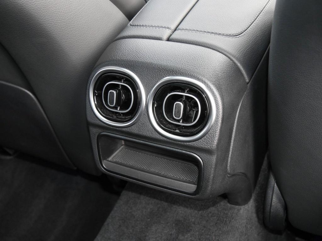 Mercedes-Benz C 200 AMG Line C 200 d Sedan