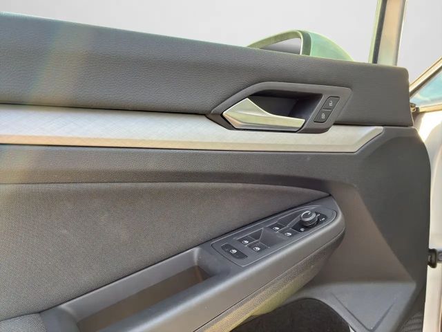 Volkswagen Golf DSG Golf VIII Life Variant