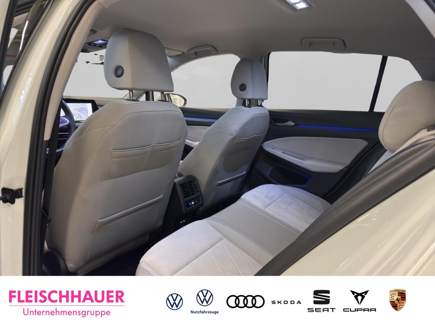 Volkswagen Golf 1.5 eTSI Golf VIII Style