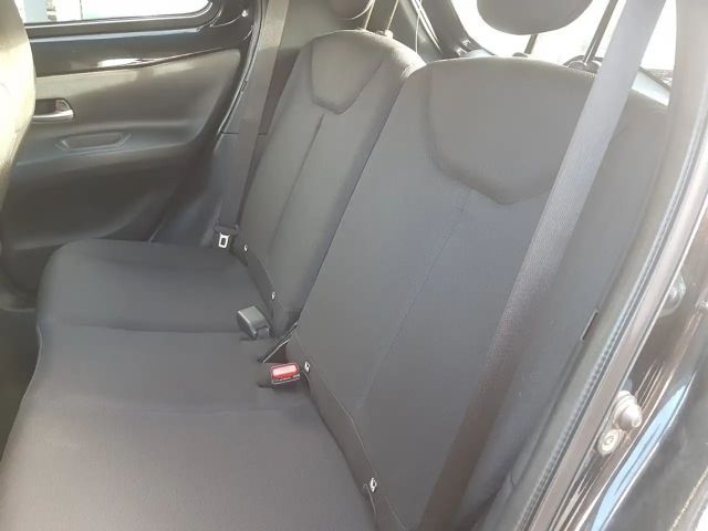 Toyota Aygo X Hatchback Play