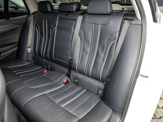 BMW 540 540d Luxury Line Touring xDrive