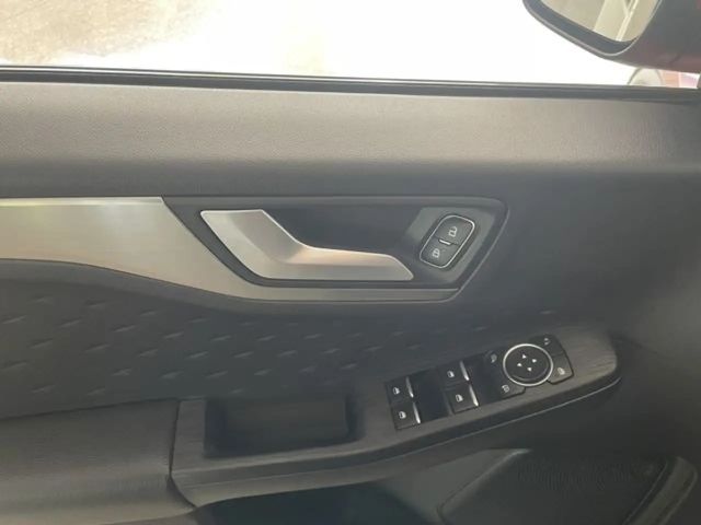 Ford Kuga AWD Titanium