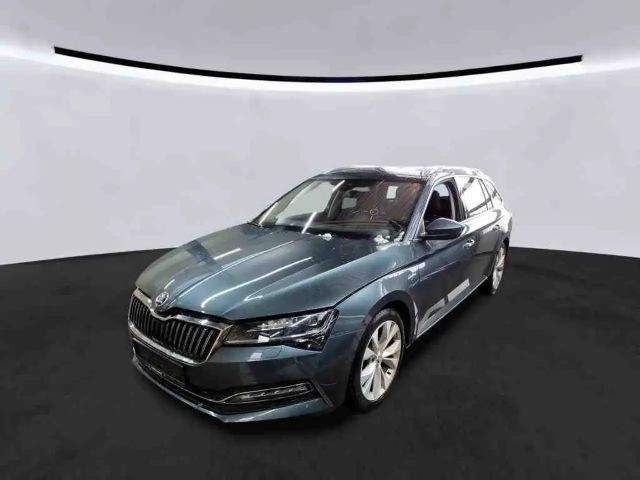 Skoda Superb 2.0 TDI Combi