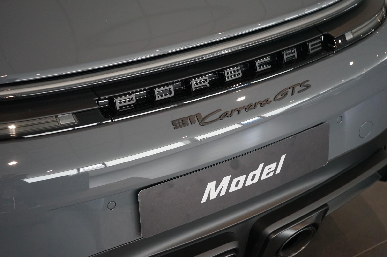 Porsche 911 992 Cabriolet Carrera GTS