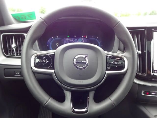 Volvo XC60 AWD Dark Plus