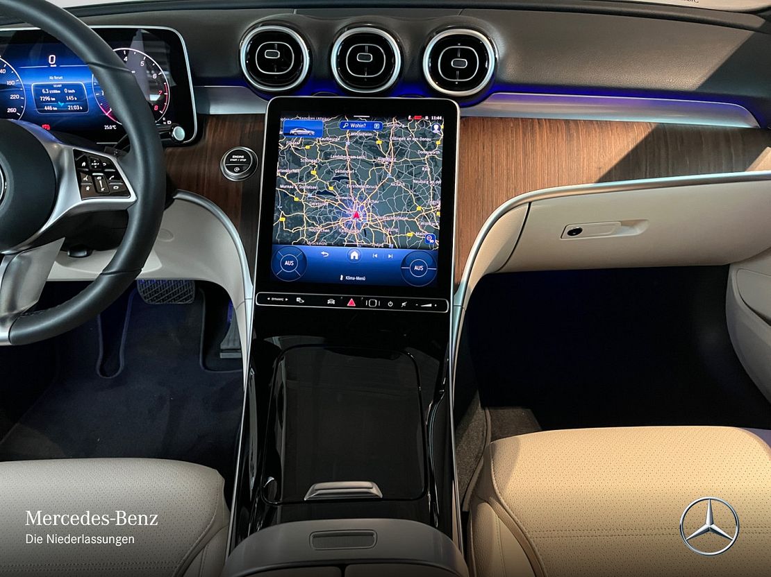 Mercedes-Benz C 180 Sedan