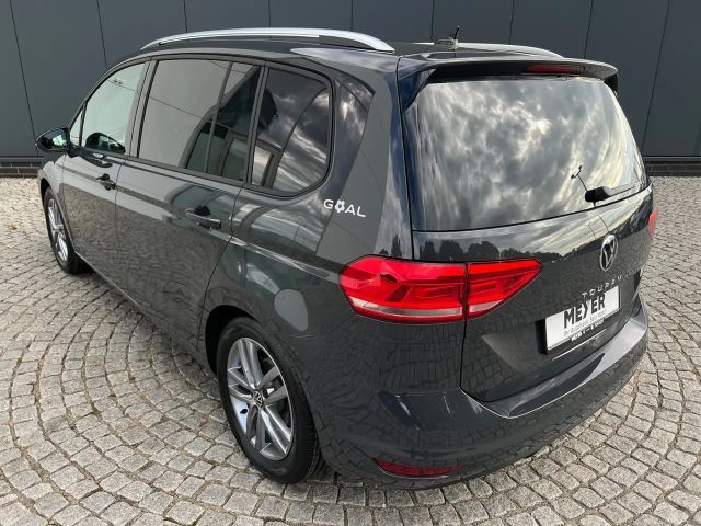 Volkswagen Touran 1.5 TSI DSG