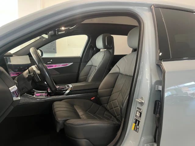 BMW 750 M-Sport Sedan xDrive