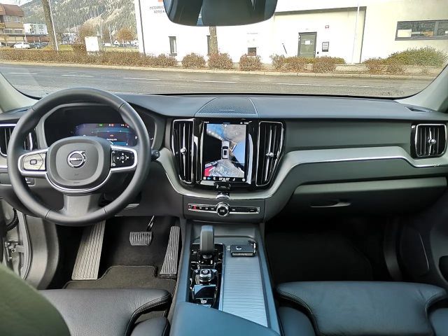 Volvo XC60 AWD Dark Plus T6