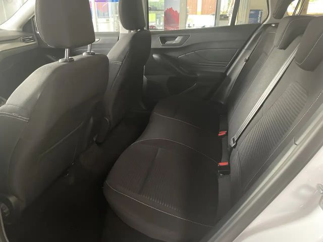 Ford Focus Titanium Wagon