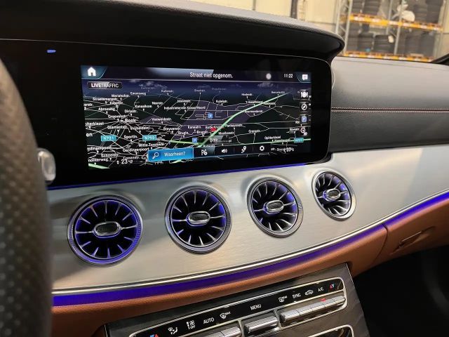 Mercedes-Benz E 200 AMG Line Coupé