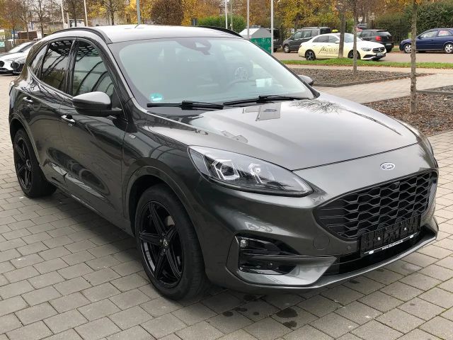 Ford Kuga Hybrid ST Line X