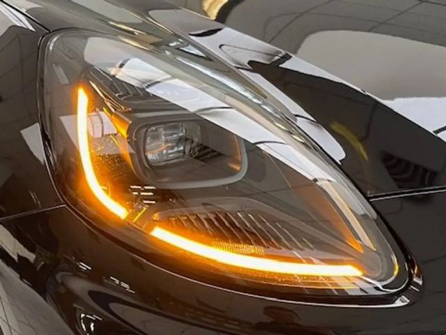 Ford Puma EcoBoost Titanium