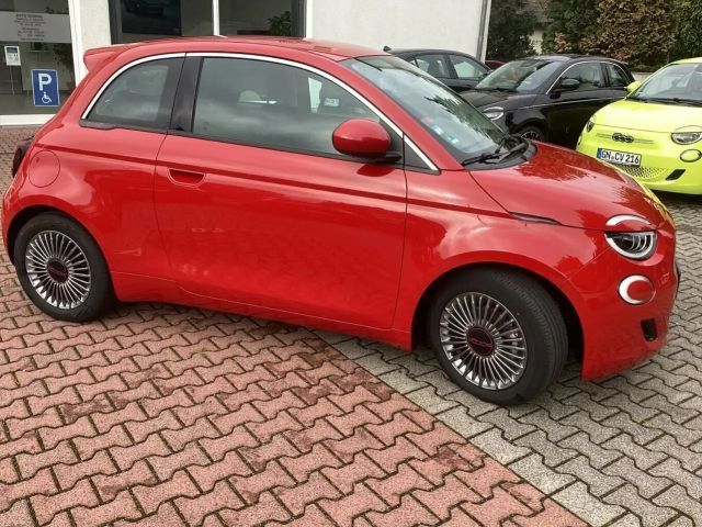 Fiat 500e RED