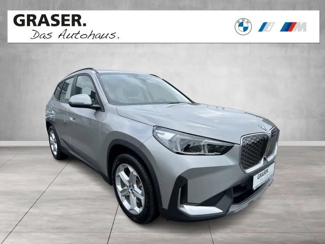 BMW iX1 xDrive30