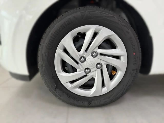 Hyundai i10 1,0 SITZHEIZ.+LENKRADHEIZ.+ RÜCKFAHRKAMERA+NAVIGAT