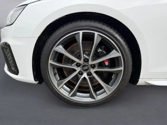 Audi S4 Avant Quattro