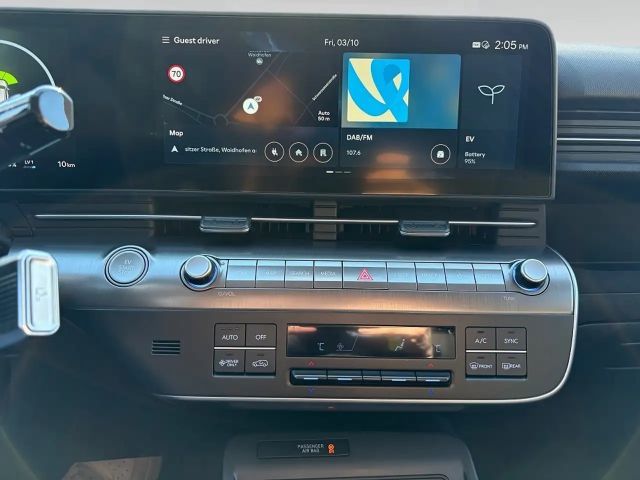 Hyundai Kona 64 kWh Electric