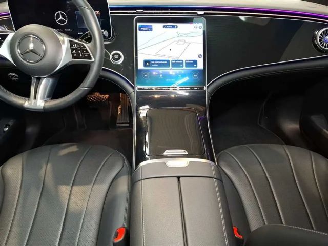 Mercedes-Benz EQE SUV 300