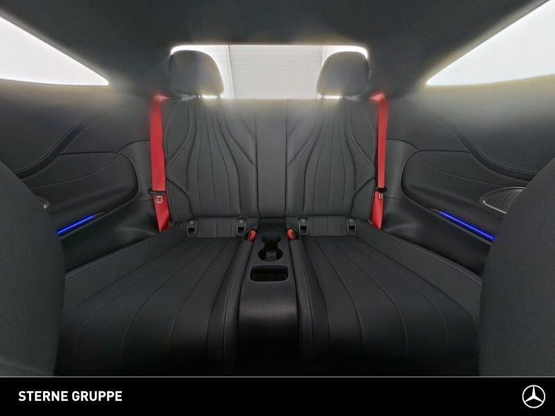 Mercedes-Benz CLE 300 4MATIC AMG Line Coupé