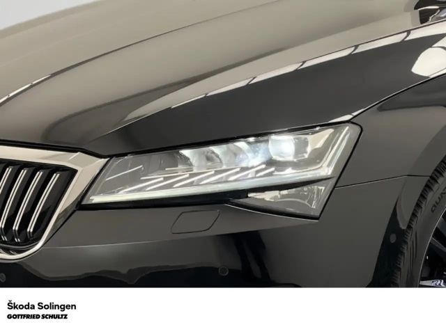 Skoda Superb 2.0 TDI Combi Style Style