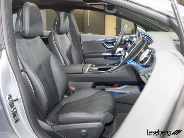 Mercedes-Benz EQE 300 Sedan