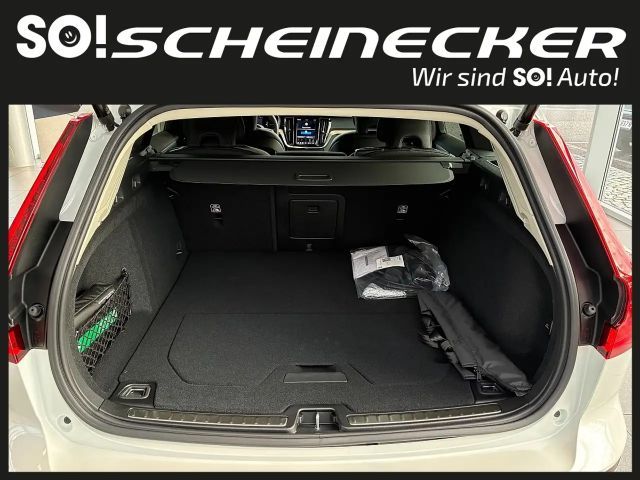 Volvo V60 AWD Dark Plus T6