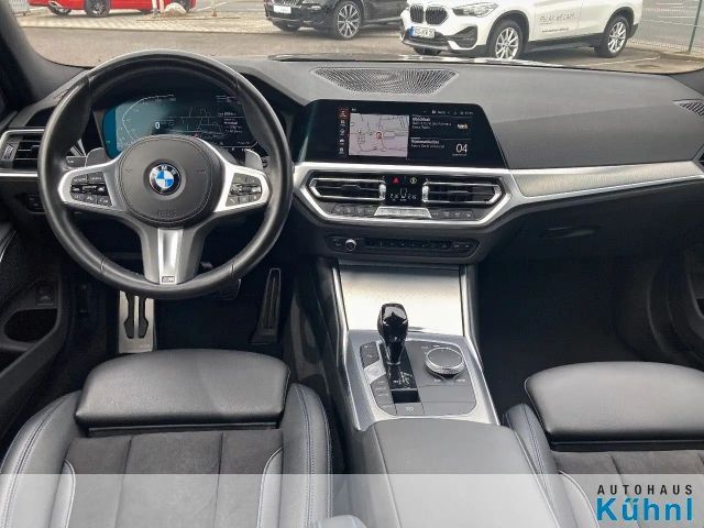 BMW 320 320d M-Sport Touring xDrive