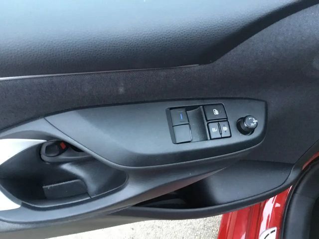 Toyota Yaris Active Hybride VVT-i